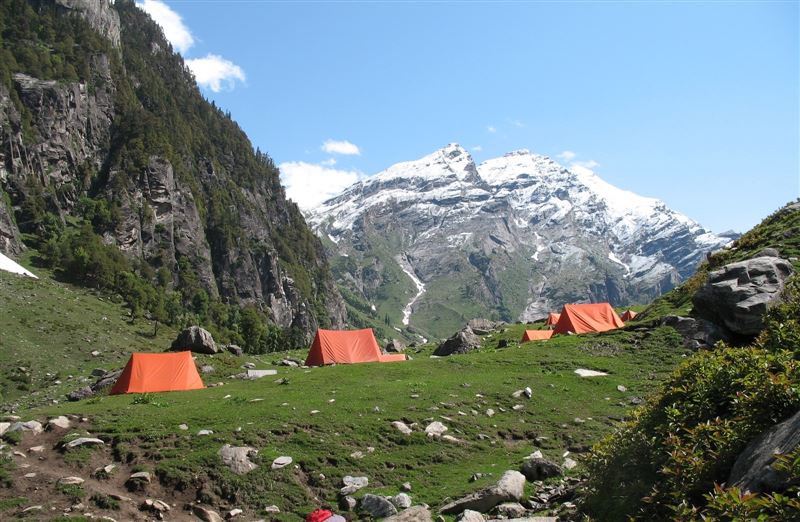 Deo Tibba Base Camp Trek (4,200 m) Itinerary, Difficulty & Highlights